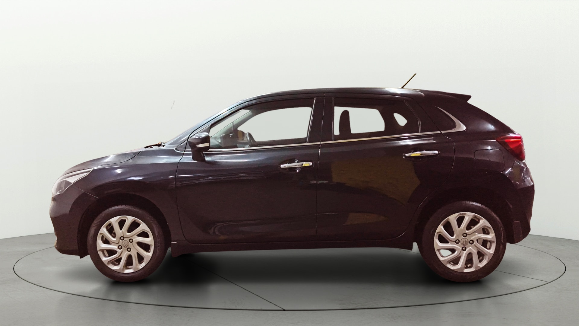 View 2024 Maruti Suzuki 1000 Base Variant Image 6 Used 2024 Maruti Suzuki 1000 Base Variant Image 6
