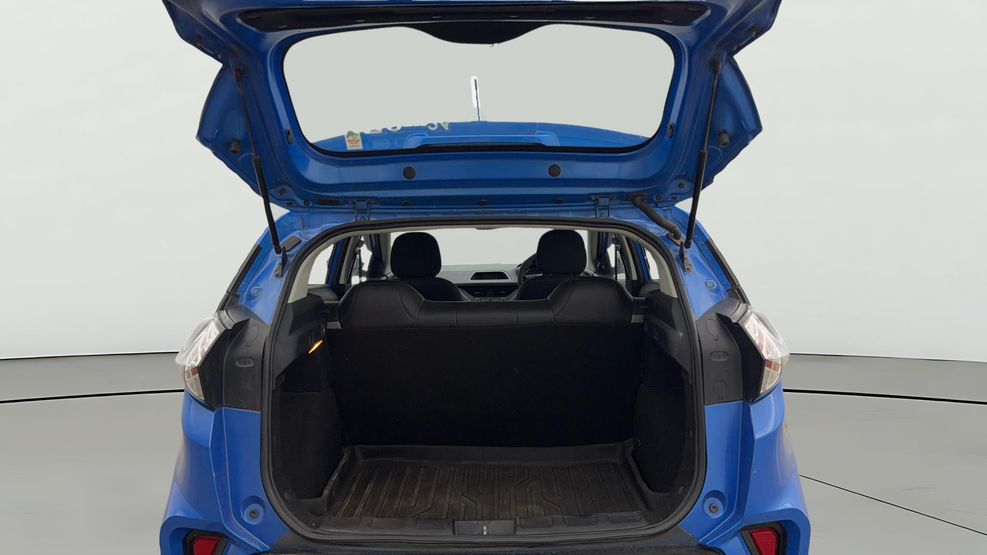 View 2020 Tata Nexon Revotron XE Image 36 Used 2020 Tata Nexon Revotron XE Image 36