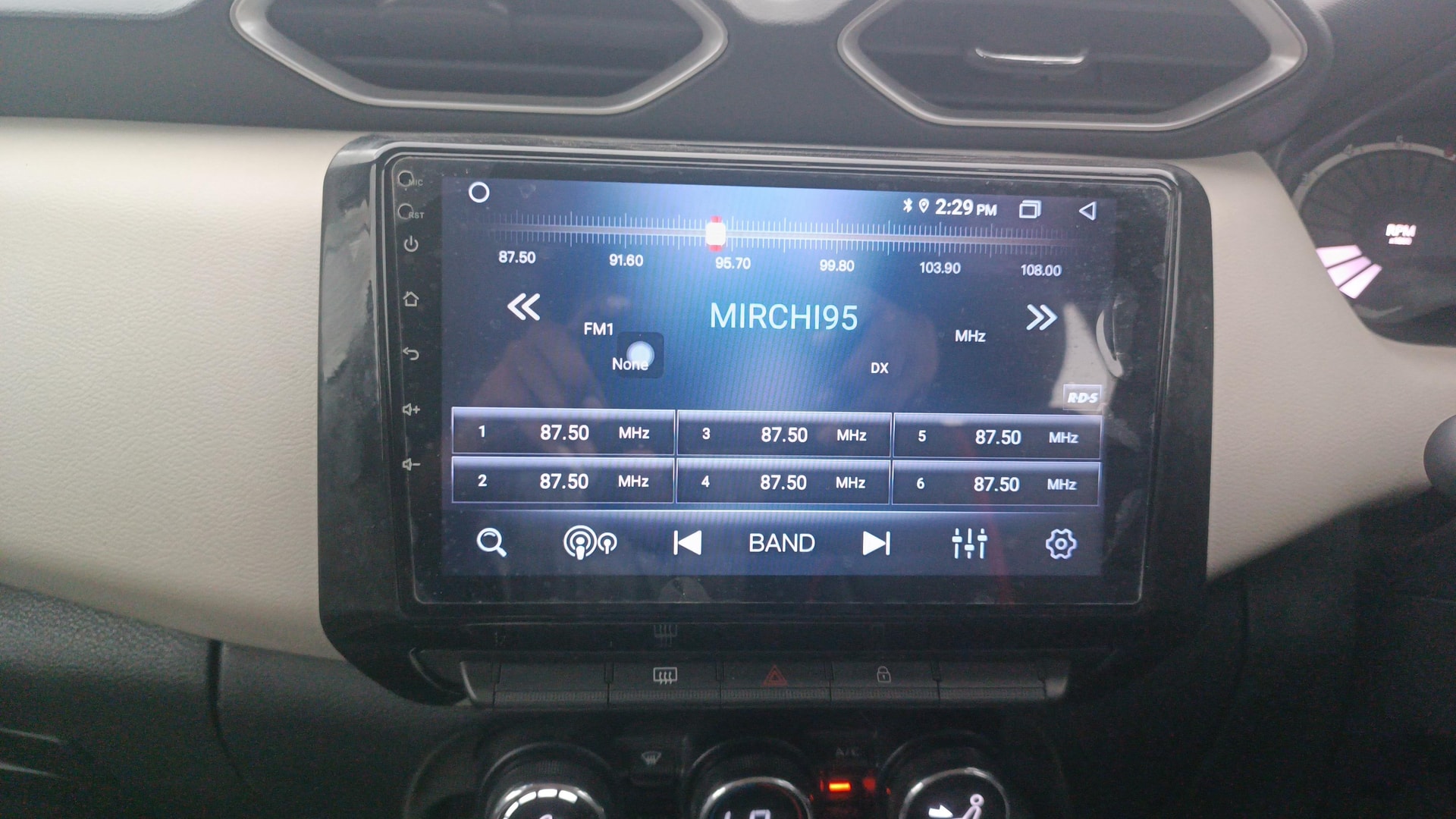 View 2023 Nissan Magnite XL Image 31 Used 2023 Nissan Magnite XL Image 31