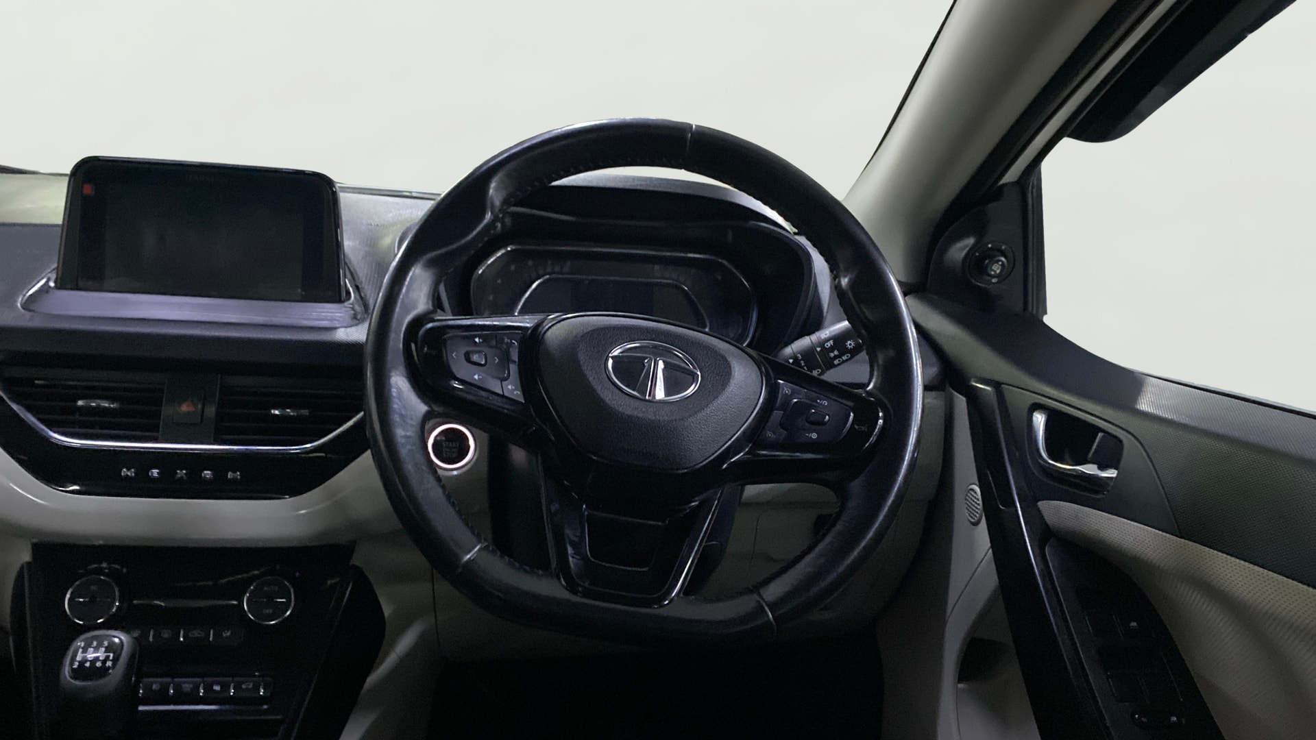View 2021 Tata Nexon Revotron XE Image 13 Used 2021 Tata Nexon Revotron XE Image 13