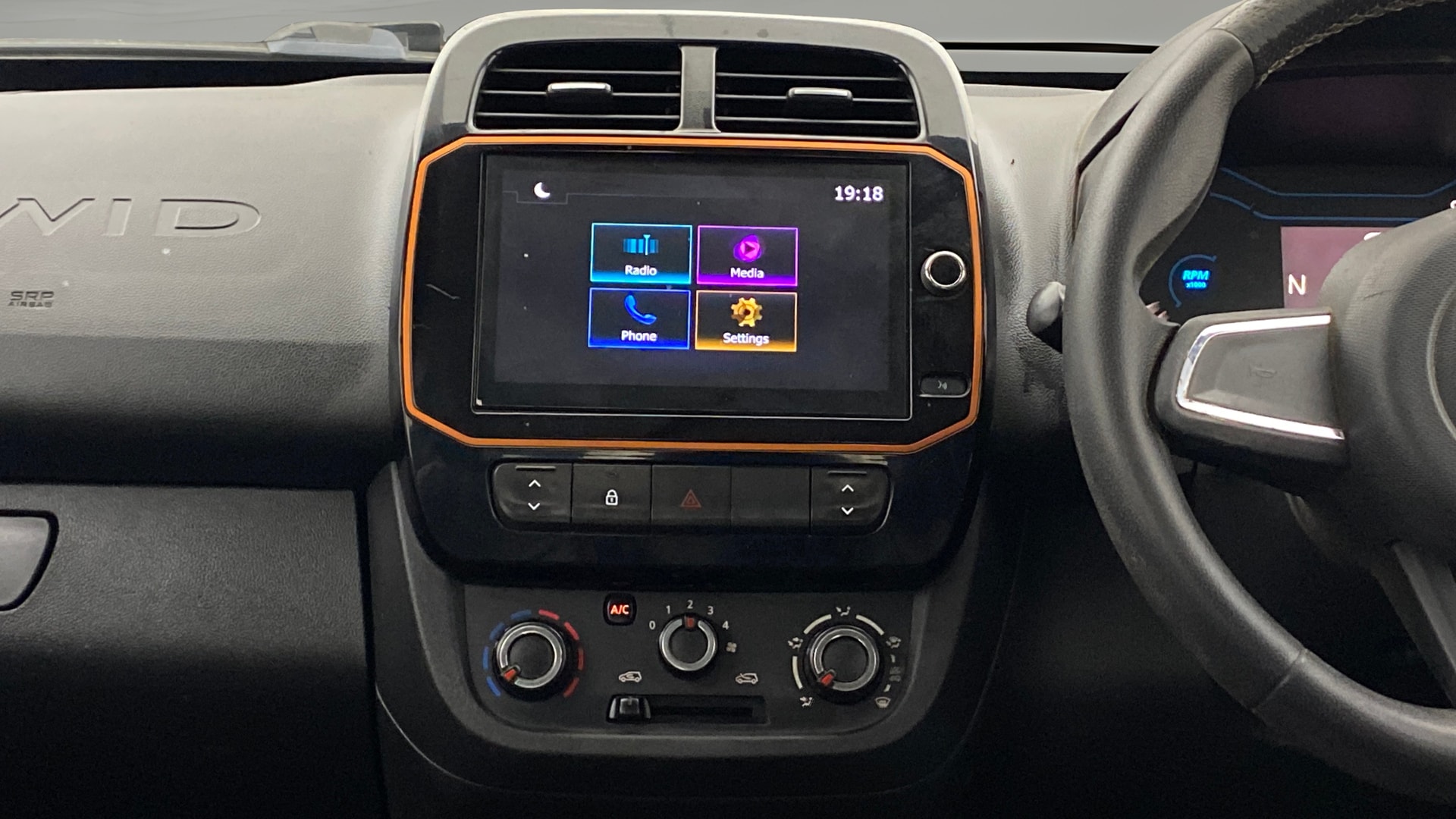 View 2021 Renault Kwid Climber (O) Easy-R Image 17 Used 2021 Renault Kwid Climber (O) Easy-R Image 17