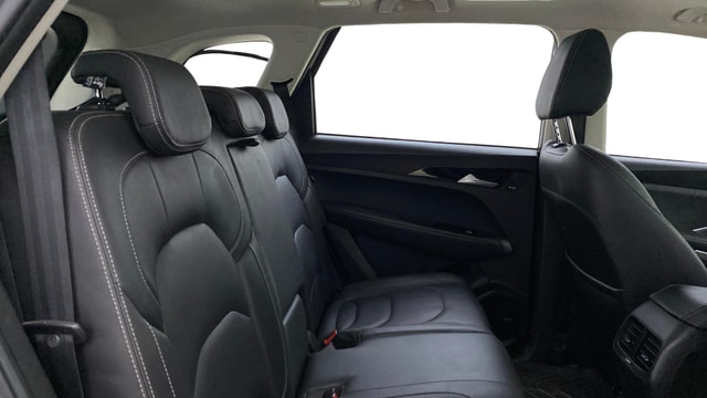 View MG Hector Image 30 Used MG Hector Image 30
