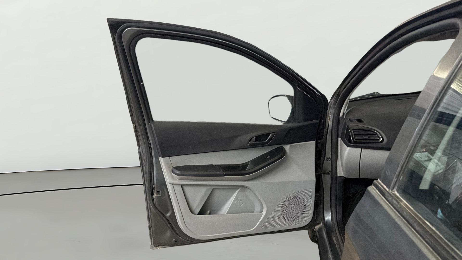 Used 2022 Tata Tiago Used 2022 Tata Tiago