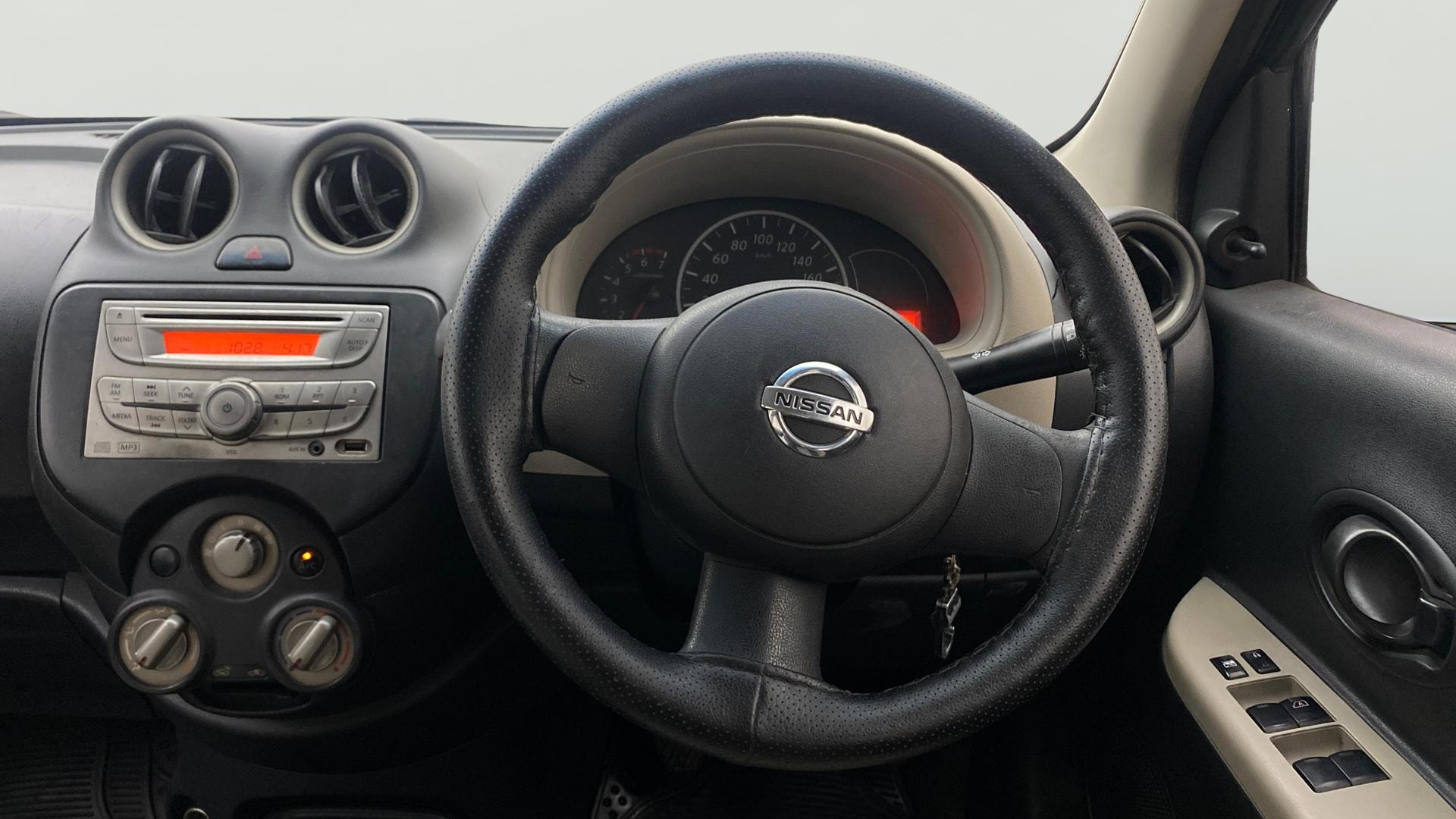 View 2015 Nissan Micra Active XV Image 12 Used 2015 Nissan Micra Active XV Image 12
