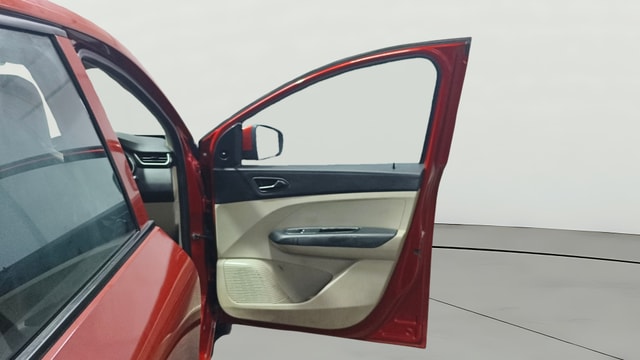 View Renault Triber Image 45 Used Renault Triber Image 45