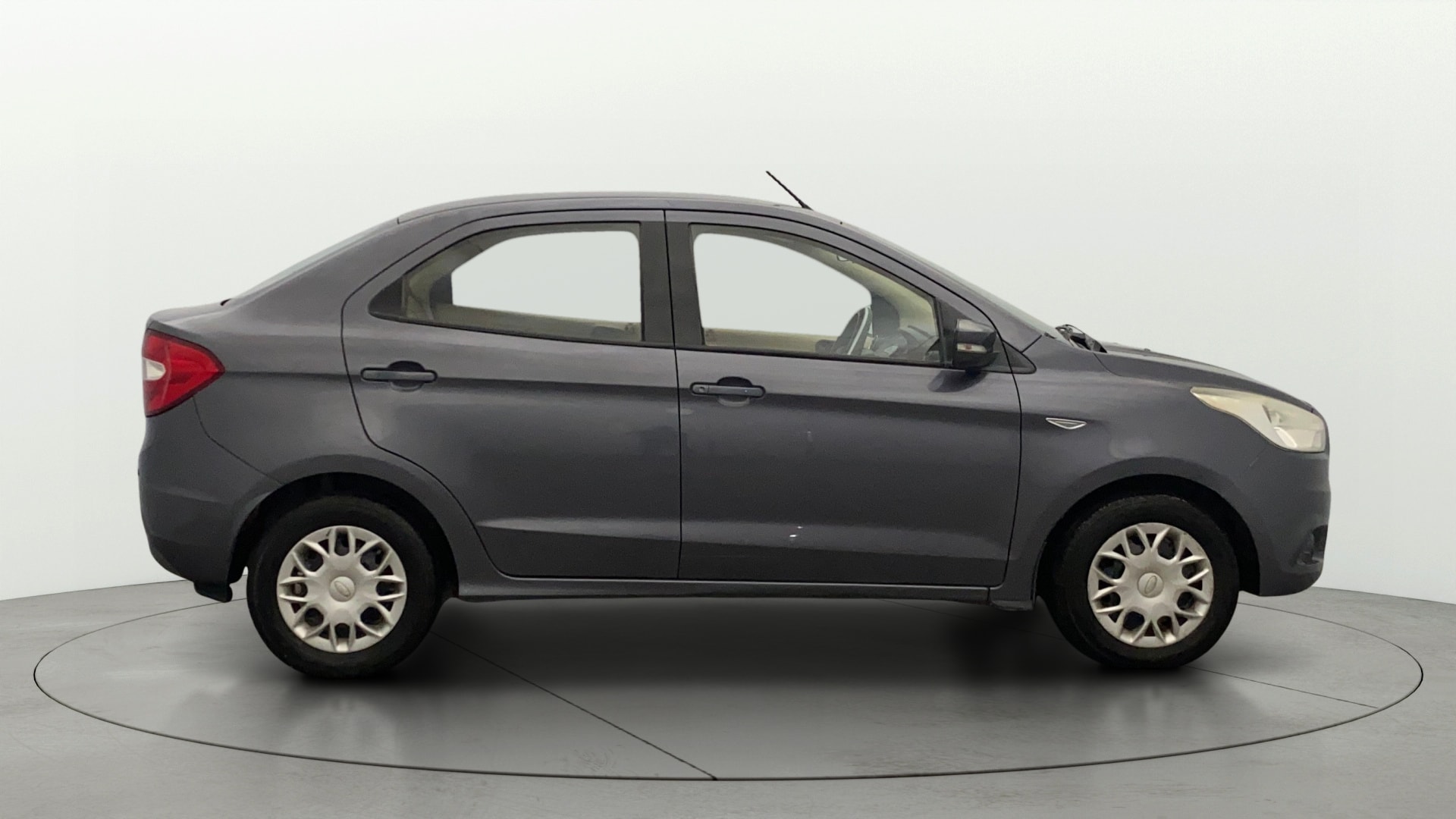 View 2016 Ford Figo Aspire 1.2P Ambiente MT BS IV Image 8 Used 2016 Ford Figo Aspire 1.2P Ambiente MT BS IV Image 8