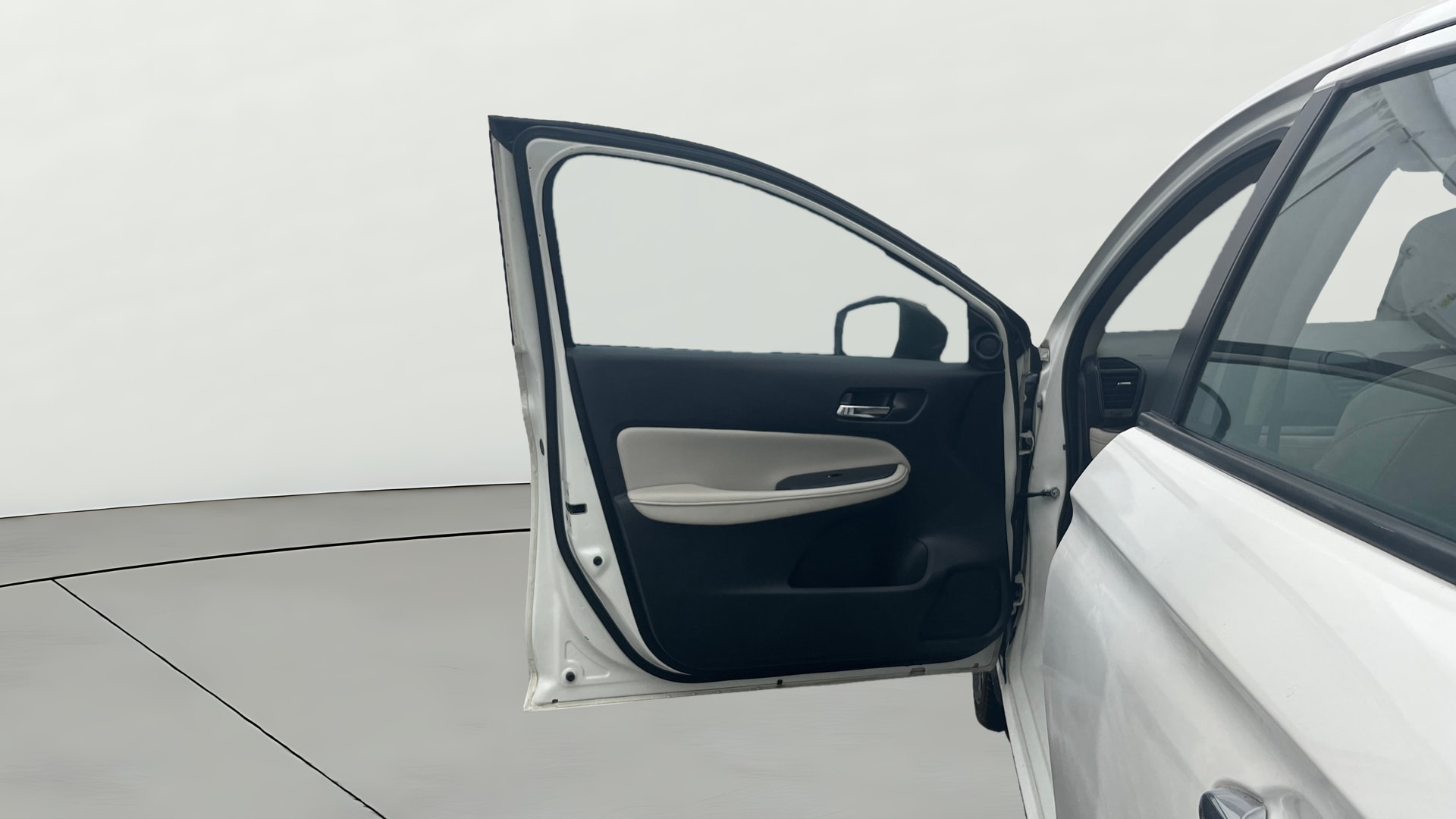 View 2024 Honda City ZX CVT Image 33 Used 2024 Honda City ZX CVT Image 33