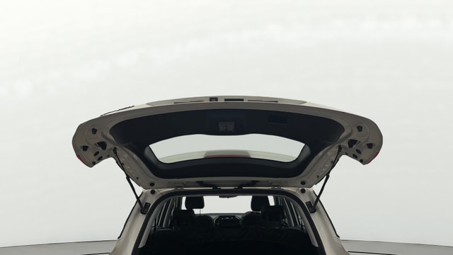 View MG Hector Image 17 Used MG Hector Image 17