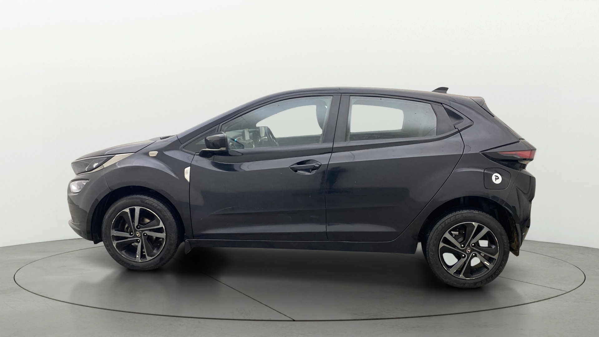 View 2024 Tata Altroz XZ Petrol Image 5 Used 2024 Tata Altroz XZ Petrol Image 5