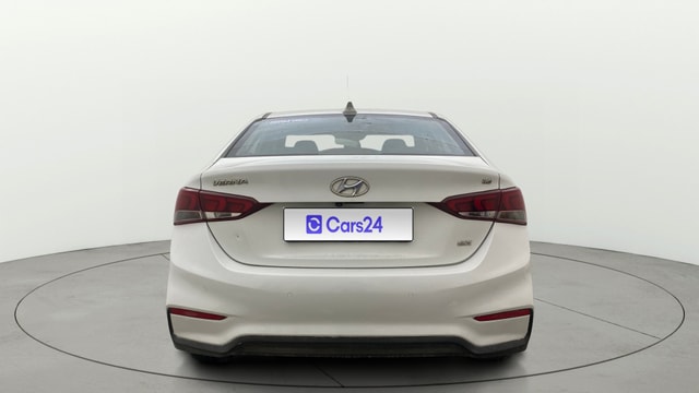 View Hyundai Verna Image 42 Used Hyundai Verna Image 42