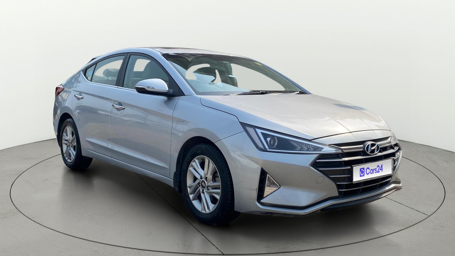 View 2022 Hyundai Elantra 1.6 CRDi S Image 39 Used 2022 Hyundai Elantra 1.6 CRDi S Image 39