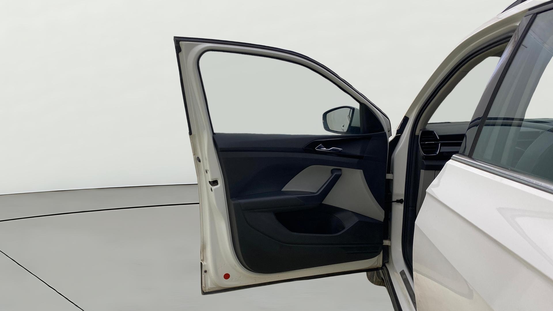 View 2021 Skoda Kushaq Style 1.5 TSI AT Image 33 Used 2021 Skoda Kushaq Style 1.5 TSI AT Image 33