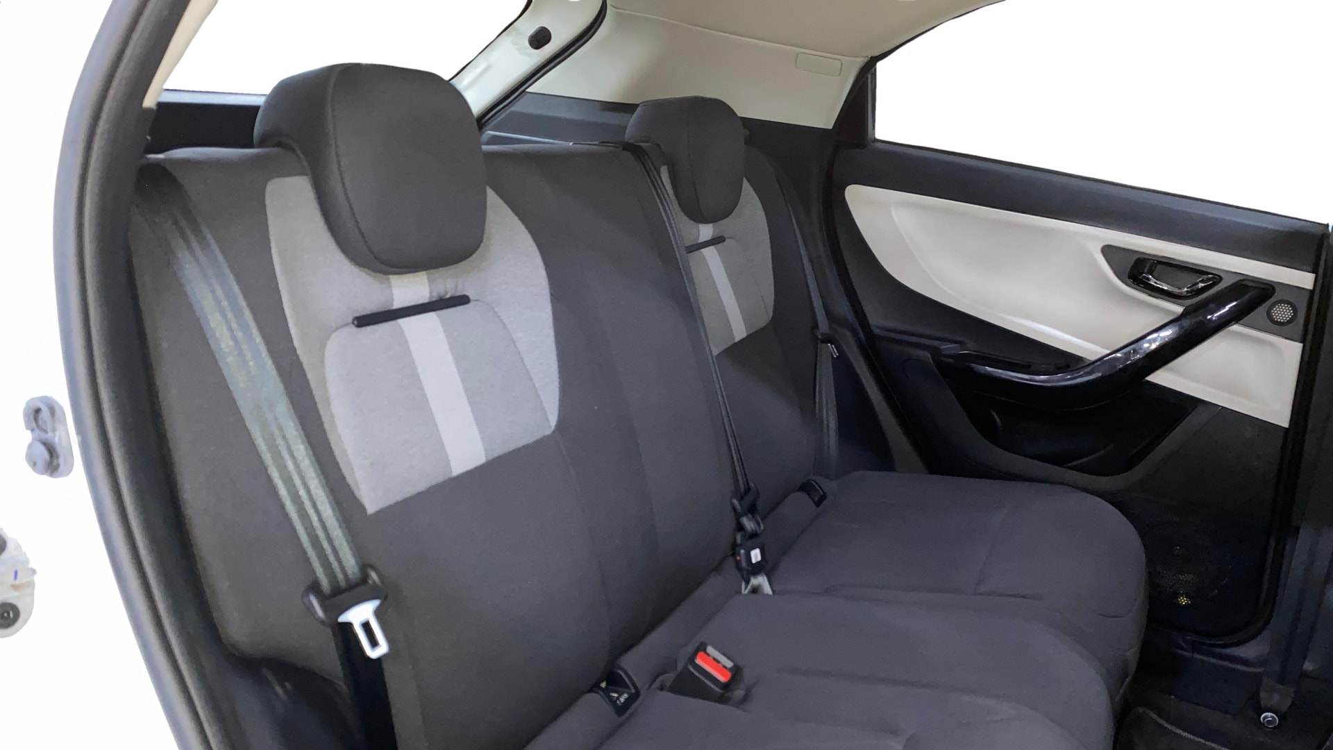 View 2023 Tata Nexon Revotron XE Image 28 Used 2023 Tata Nexon Revotron XE Image 28