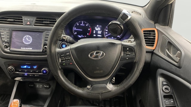 View Hyundai i20 Active Image 20 Used Hyundai i20 Active Image 20