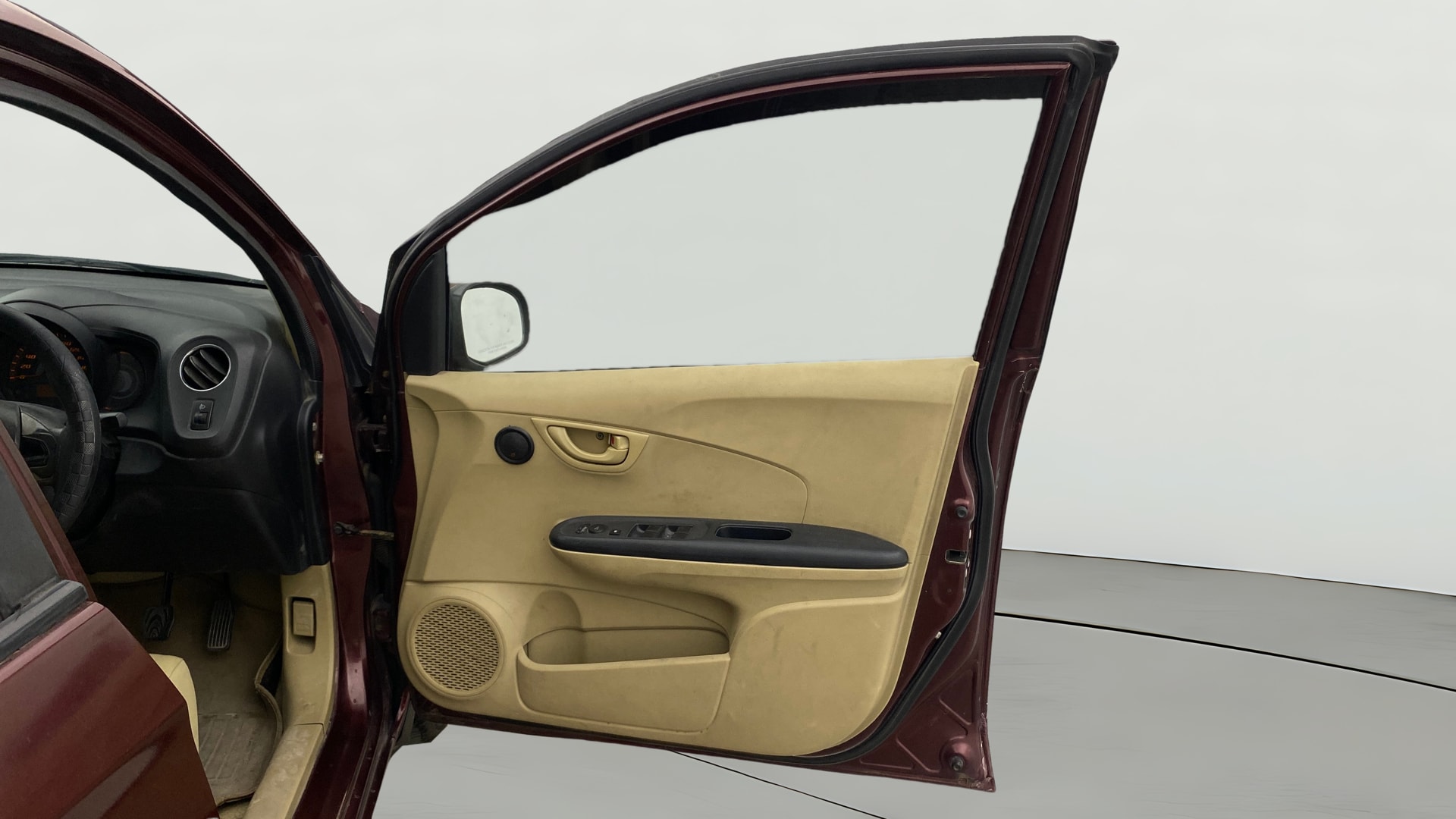 View 2014 Honda Amaze E MT Petrol BS IV Image 44 Used 2014 Honda Amaze E MT Petrol BS IV Image 44