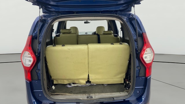 View Renault Lodgy Image 40 Used Renault Lodgy Image 40