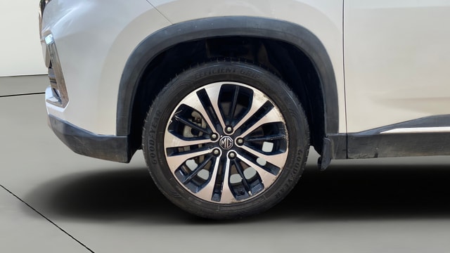 View MG Hector Image 30 Used MG Hector Image 30