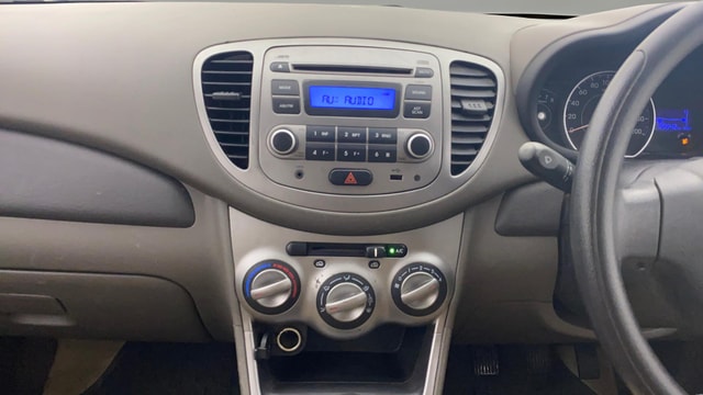 View Hyundai i10 Image 17 Used Hyundai i10 Image 17