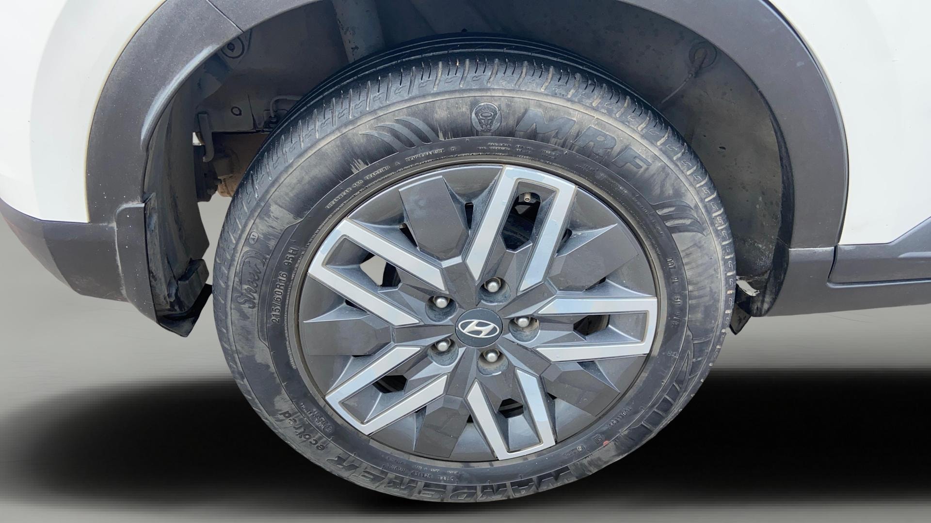 View 2022 Hyundai Venue S Plus 1.5 Diesel MT Image 24 Used 2022 Hyundai Venue S Plus 1.5 Diesel MT Image 24