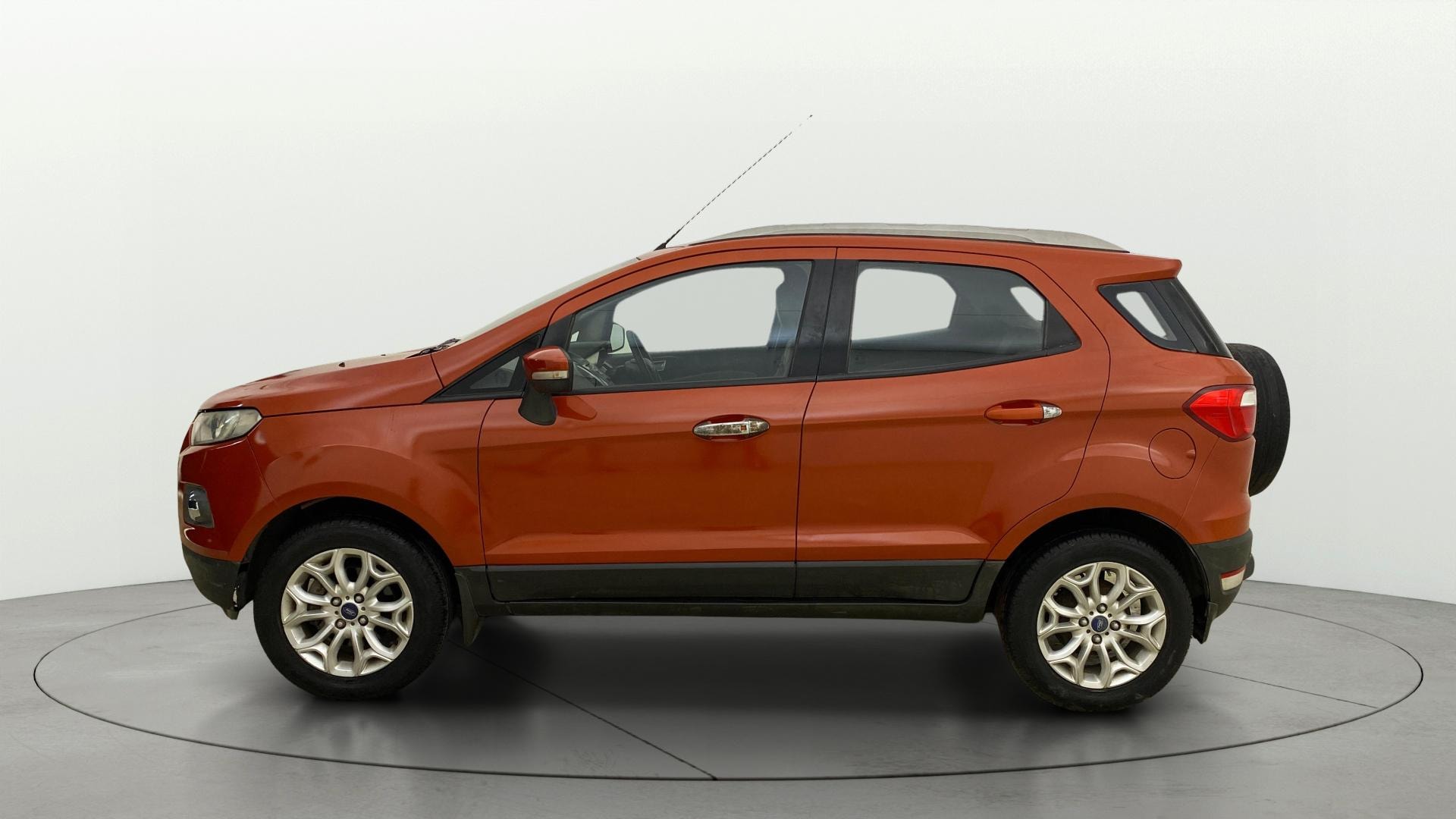 View 2014 Ford EcoSport 1.5 TDCi Diesel Ambiente BS IV Image 5 Used 2014 Ford EcoSport 1.5 TDCi Diesel Ambiente BS IV Image 5