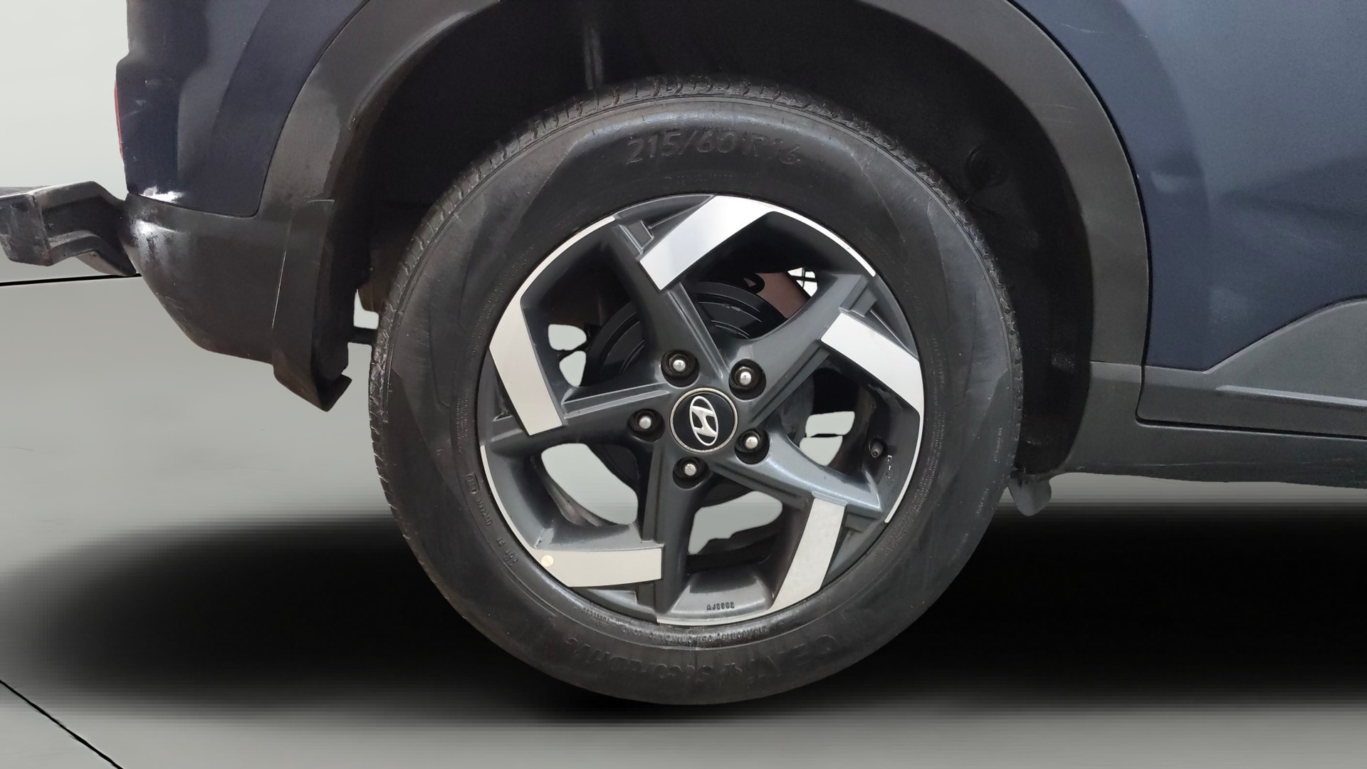 View 2019 Hyundai Venue SX Plus 1.0 Petrol AT Image 25 Used 2019 Hyundai Venue SX Plus 1.0 Petrol AT Image 25