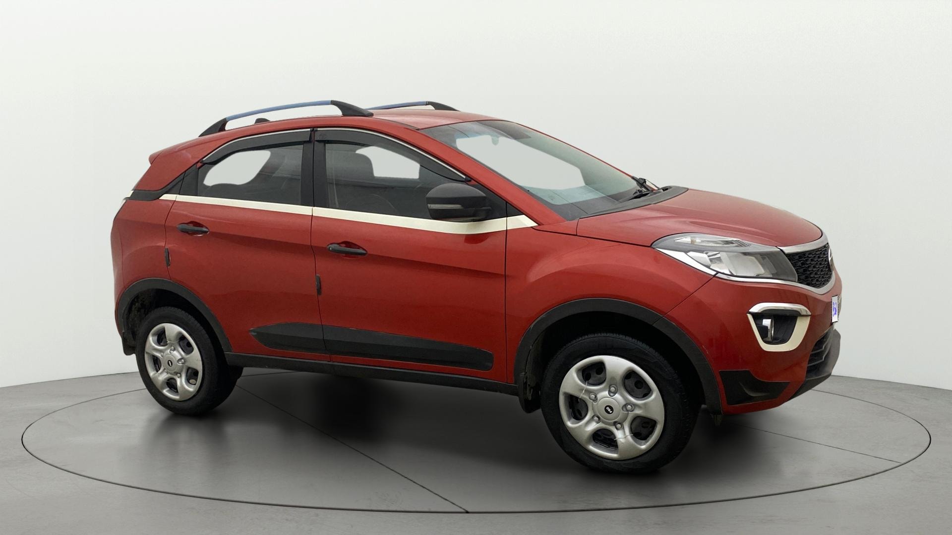 View 2018 Tata Nexon Revotron XM Image 21 Used 2018 Tata Nexon Revotron XM Image 21