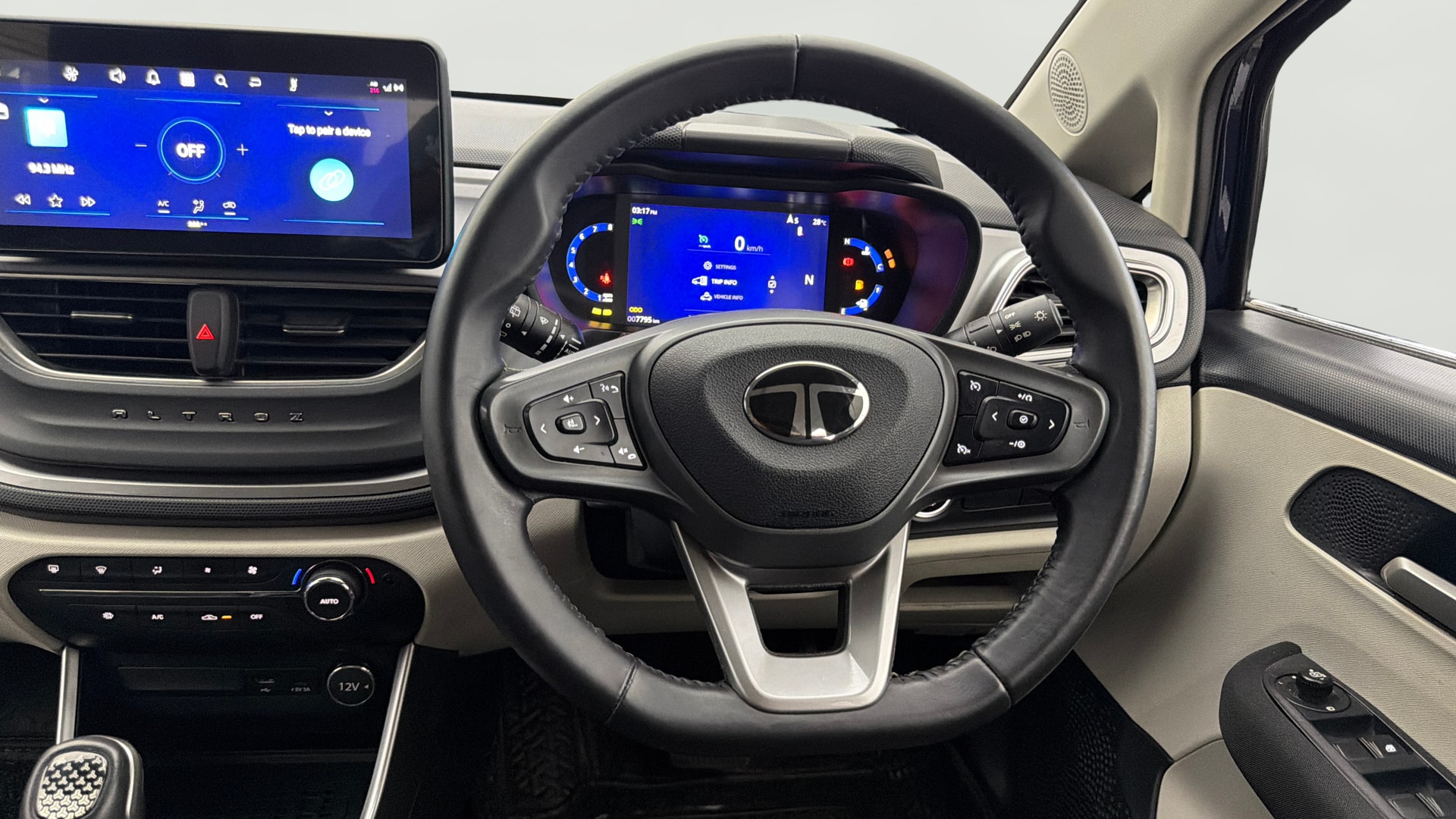 Used 2024 Tata Altroz Used 2024 Tata Altroz