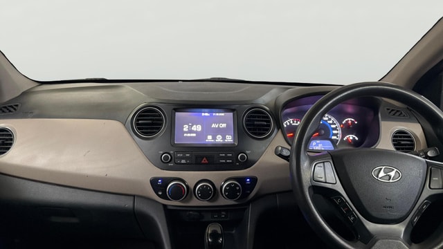 View Hyundai Grand i10 Image 17 Used Hyundai Grand i10 Image 17