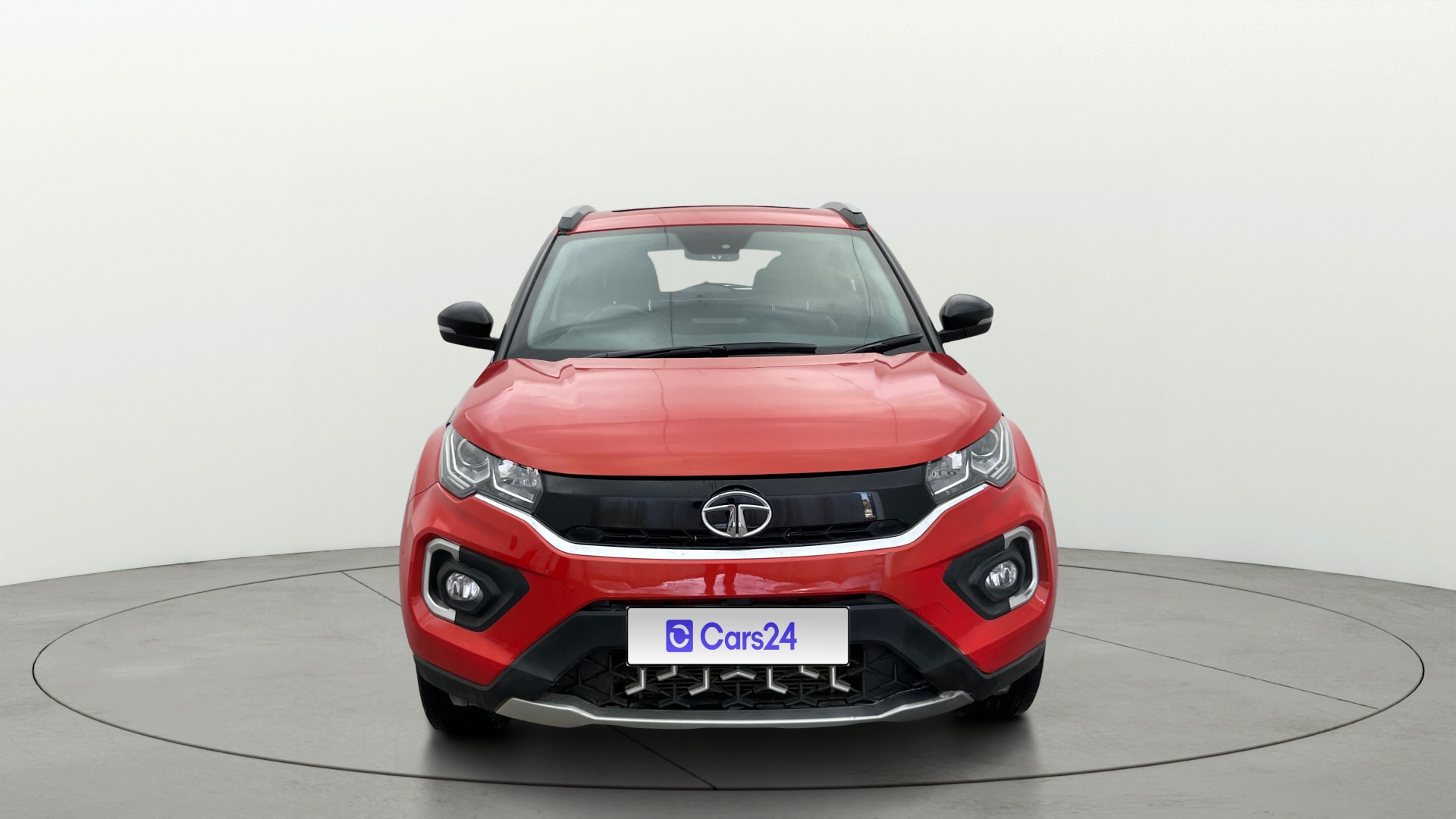 View 2022 Tata Nexon Revotron XE Image 1 Used 2022 Tata Nexon Revotron XE Image 1