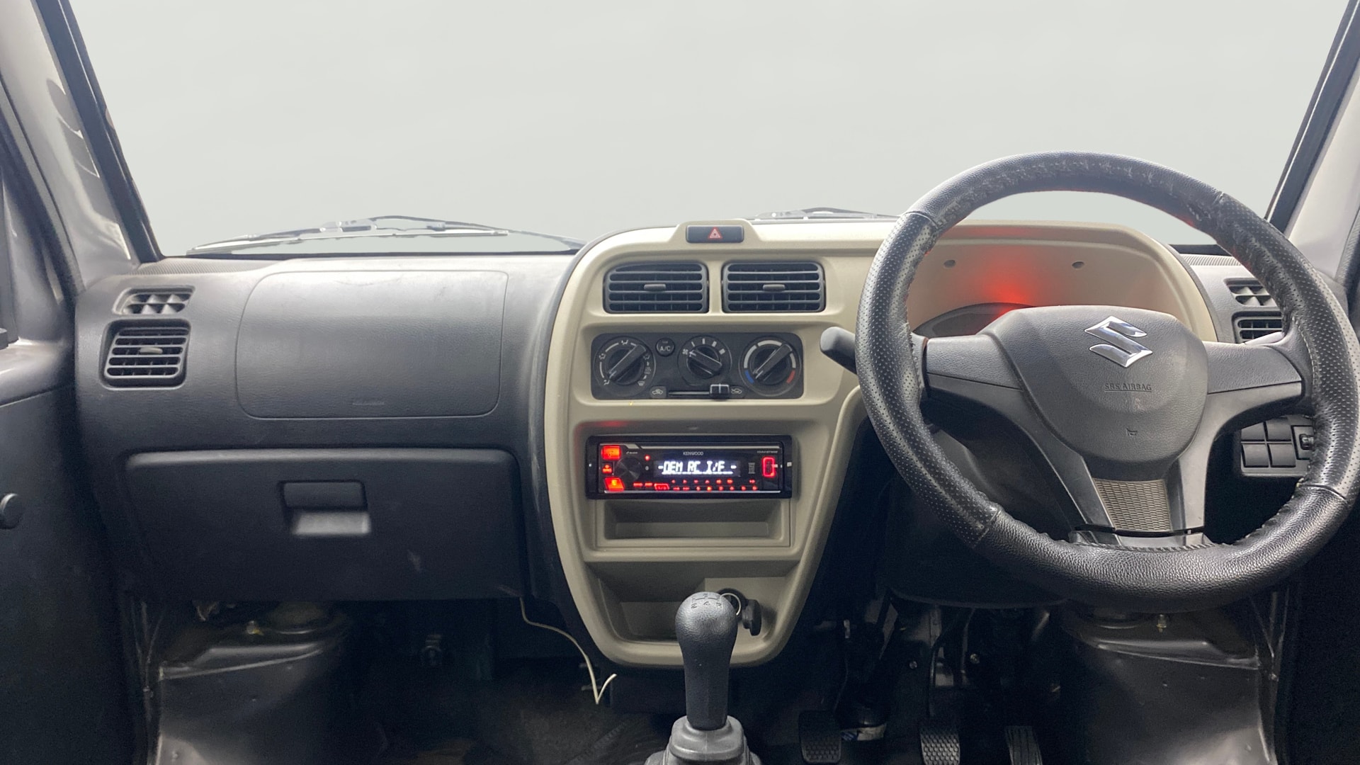 View 2023 Maruti Suzuki 1000 Base Variant Image 17 Used 2023 Maruti Suzuki 1000 Base Variant Image 17