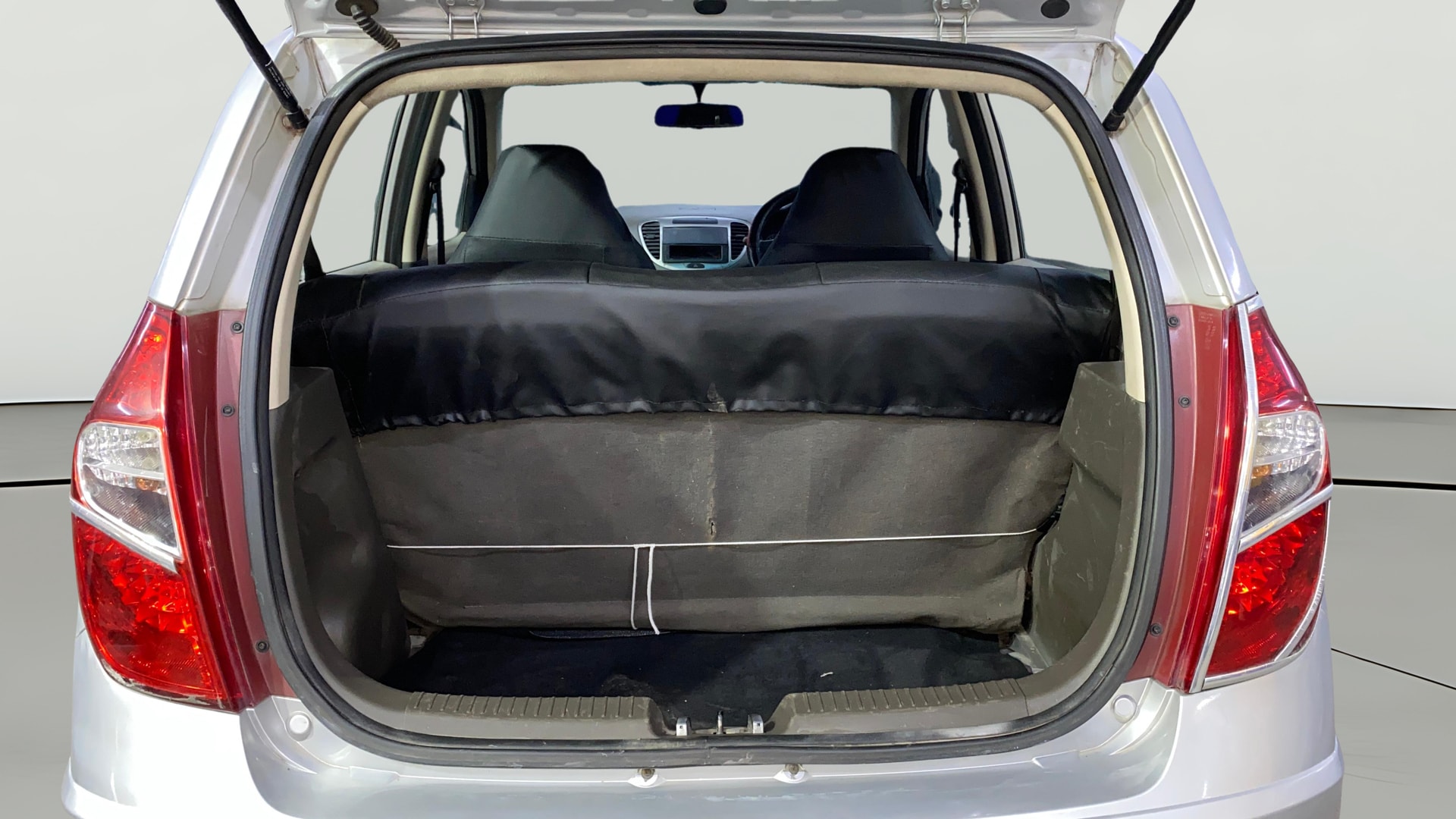 View 2013 Hyundai i10 1.1 Era Image 36 Used 2013 Hyundai i10 1.1 Era Image 36