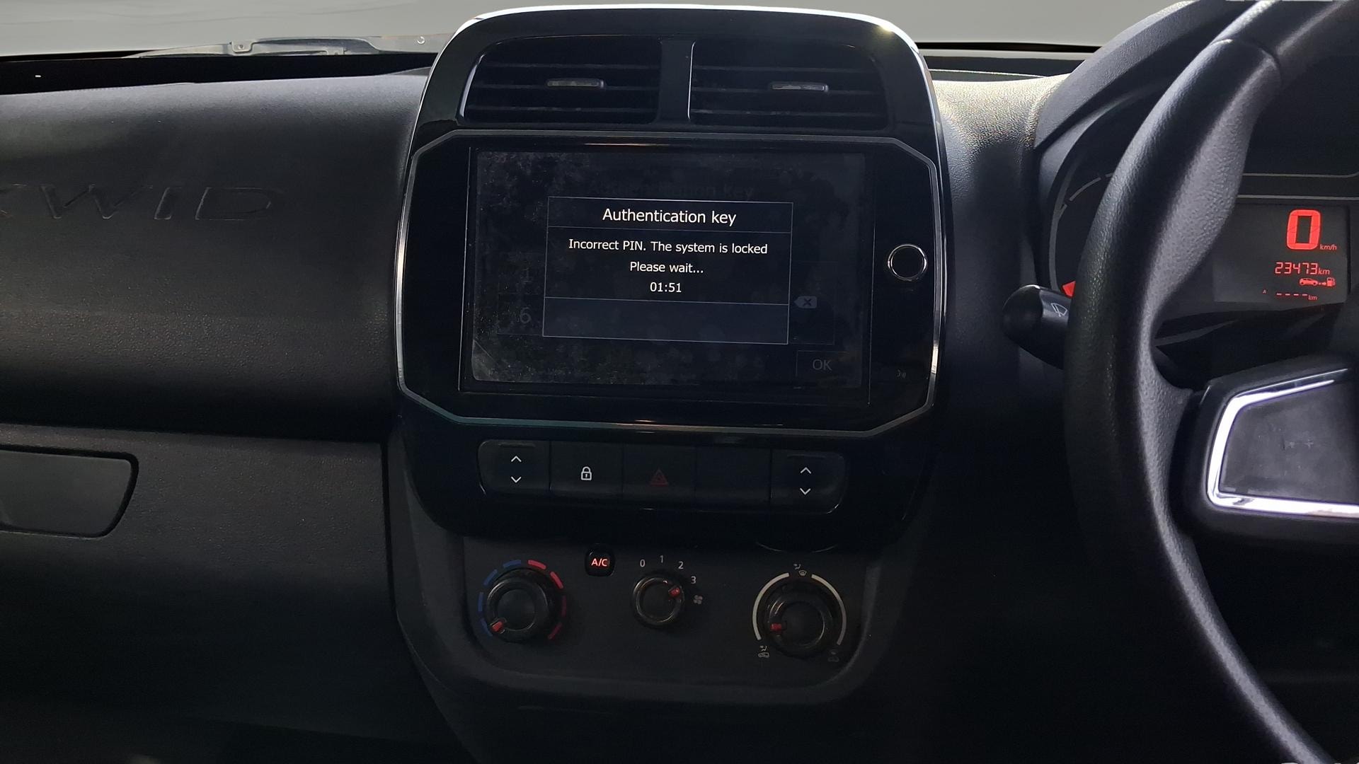 View 2020 Renault Kwid RXL 1.0 BS IV Image 31 Used 2020 Renault Kwid RXL 1.0 BS IV Image 31