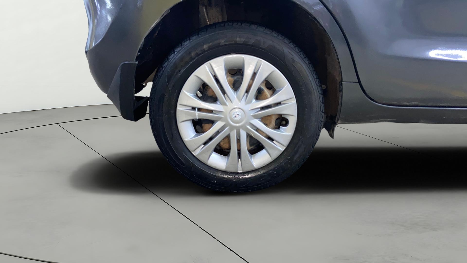 View 2018 Maruti Suzuki 1000 Base Variant Image 23 Used 2018 Maruti Suzuki 1000 Base Variant Image 23