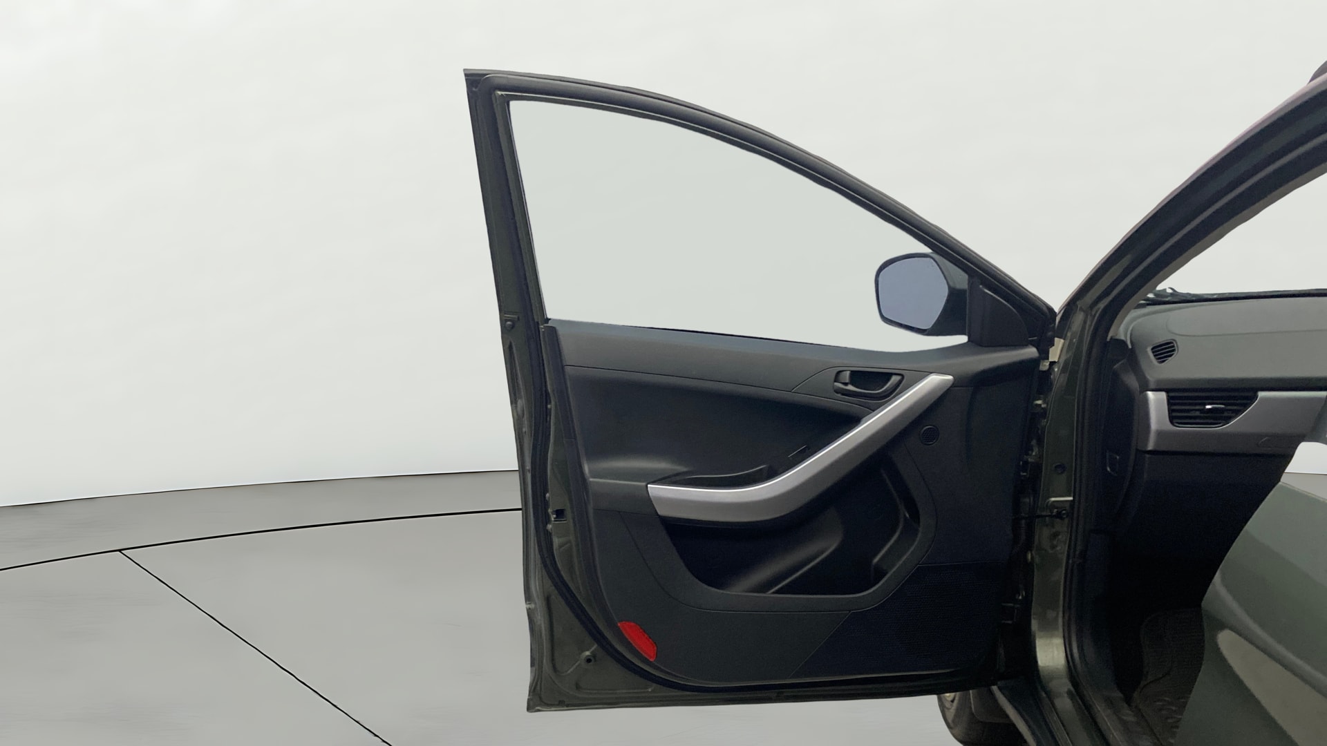 View 2021 Tata Nexon Revotron XE Image 32 Used 2021 Tata Nexon Revotron XE Image 32