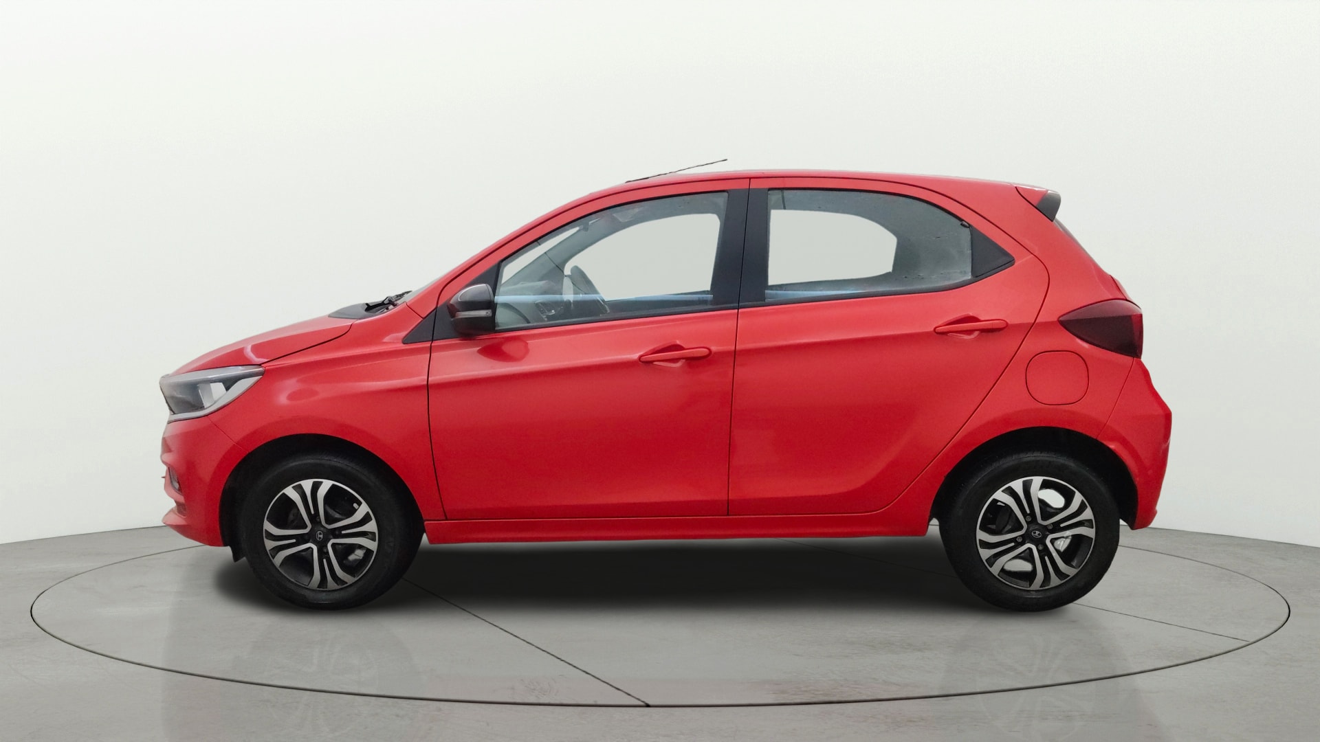 Used 2024 Tata Tiago Used 2024 Tata Tiago