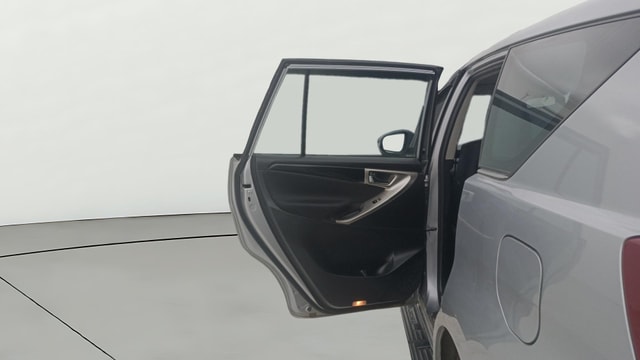 View Toyota Innova Crysta Image 16 Used Toyota Innova Crysta Image 16