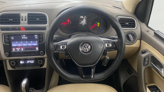 View Volkswagen Vento Image 20 Used Volkswagen Vento Image 20