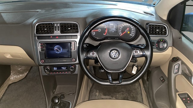 View Volkswagen Vento Image 20 Used Volkswagen Vento Image 20