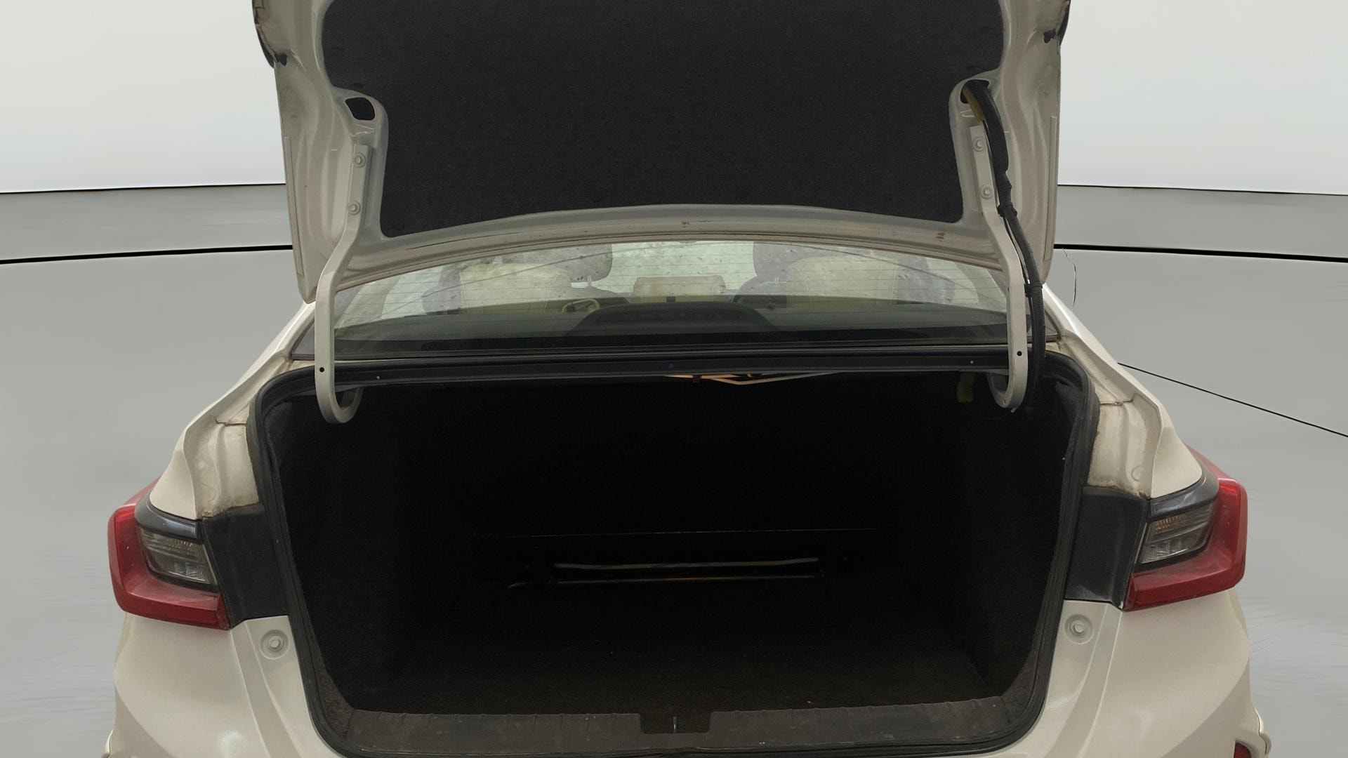 View 2021 Honda City ZX CVT Image 40 Used 2021 Honda City ZX CVT Image 40