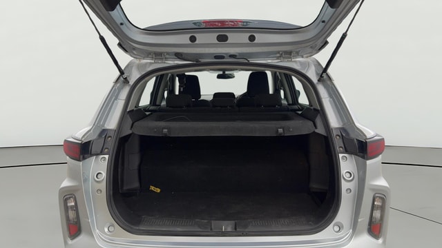 View Toyota Urban Cruiser Hyryder Image 39 Used Toyota Urban Cruiser Hyryder Image 39
