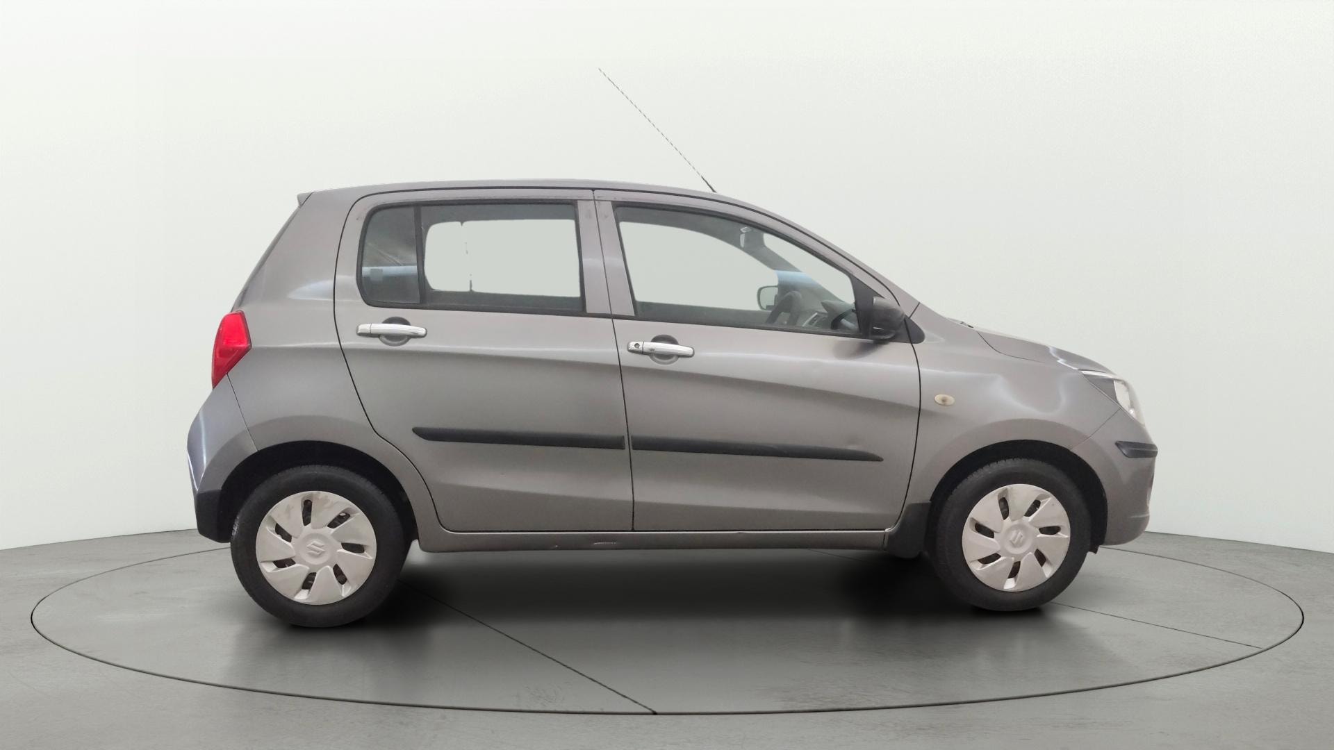 View 2017 Maruti Suzuki 1000 Base Variant Image 8 Used 2017 Maruti Suzuki 1000 Base Variant Image 8