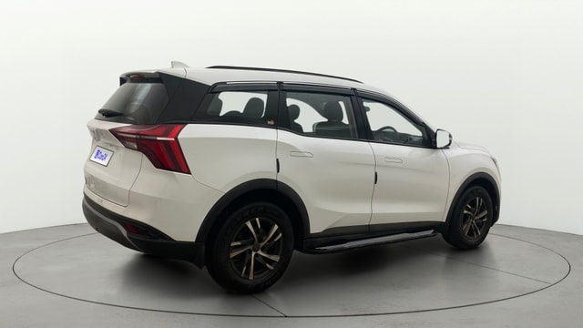 View Mahindra XUV700 Image 45 Used Mahindra XUV700 Image 45