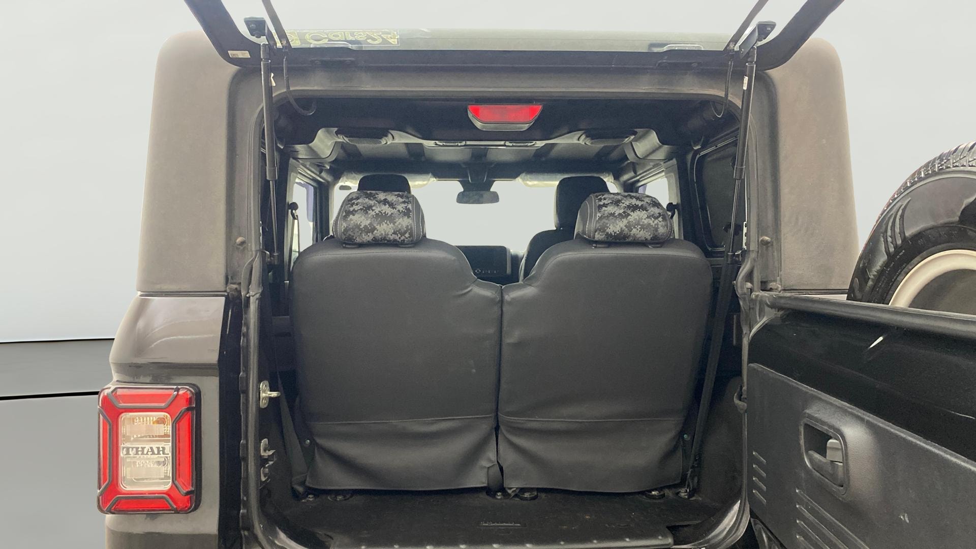 View 2021 Mahindra Thar AX Standard Manual Soft Top 6 Seater Image 35 Used 2021 Mahindra Thar AX Standard Manual Soft Top 6 Seater Image 35