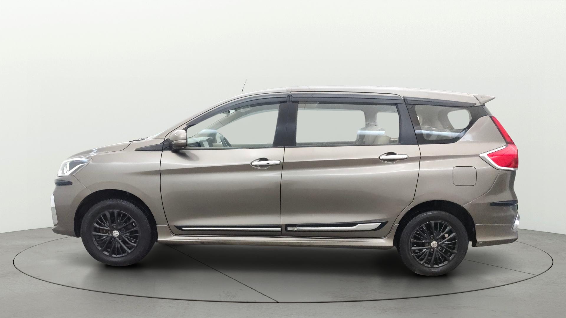 View 2021 Maruti Suzuki 1000 Base Variant Image 5 Used 2021 Maruti Suzuki 1000 Base Variant Image 5