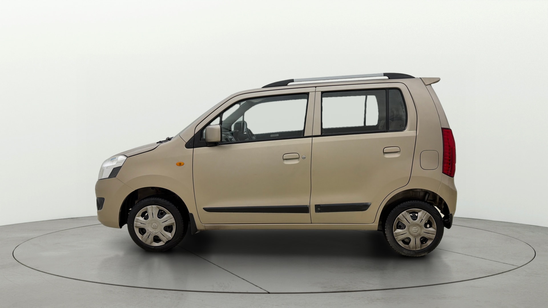 Used 2016 Maruti Suzuki 1000 Used 2016 Maruti Suzuki 1000