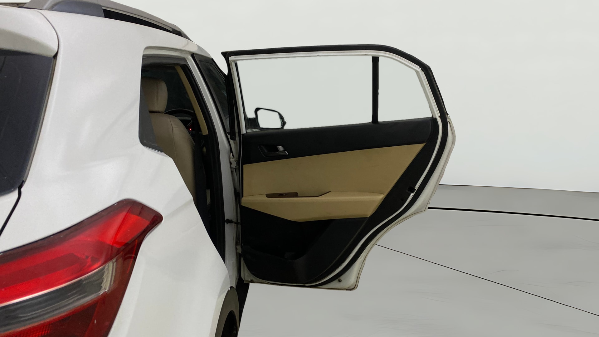 View 2017 Hyundai Creta 1.4 E Diesel Image 5 Used 2017 Hyundai Creta 1.4 E Diesel Image 5