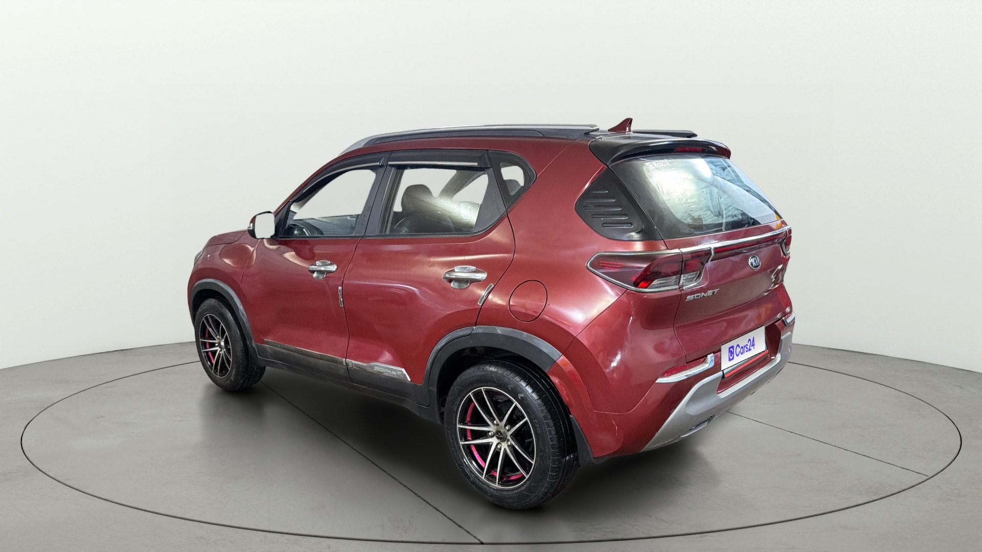 View 2020 Kia Sonet HTK Plus Petrol Image 2 Used 2020 Kia Sonet HTK Plus Petrol Image 2