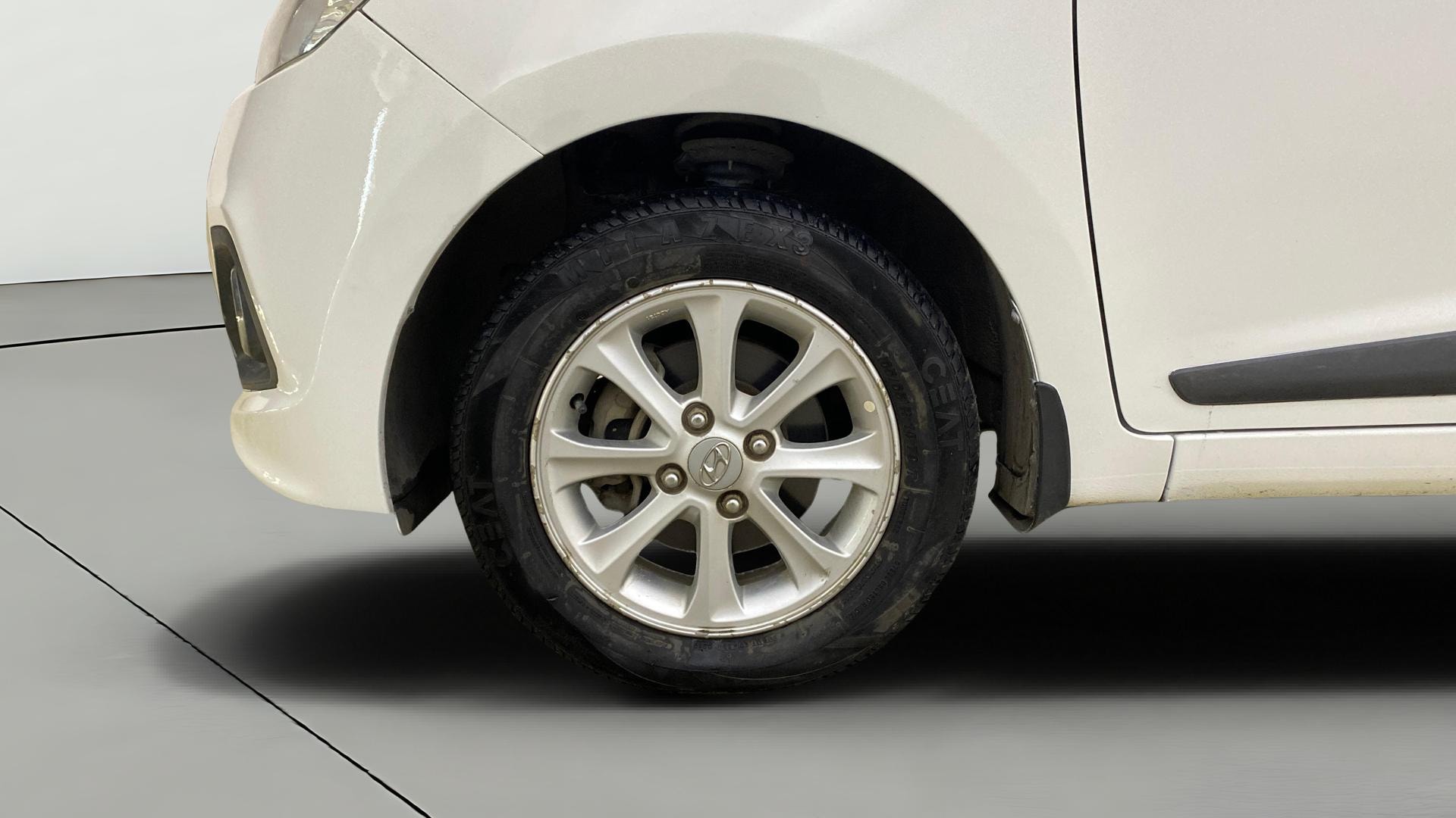 View 2013 Hyundai Grand i10 1.2 Asta Petrol Image 27 Used 2013 Hyundai Grand i10 1.2 Asta Petrol Image 27