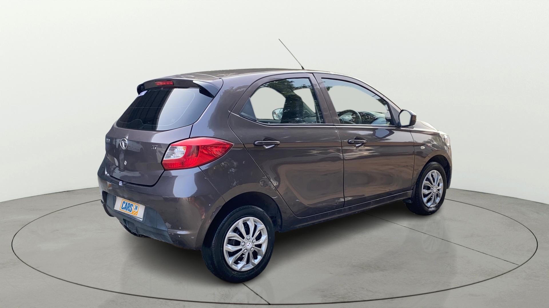View 2018 Tata Tiago Revotorq XB Image 41 Used 2018 Tata Tiago Revotorq XB Image 41