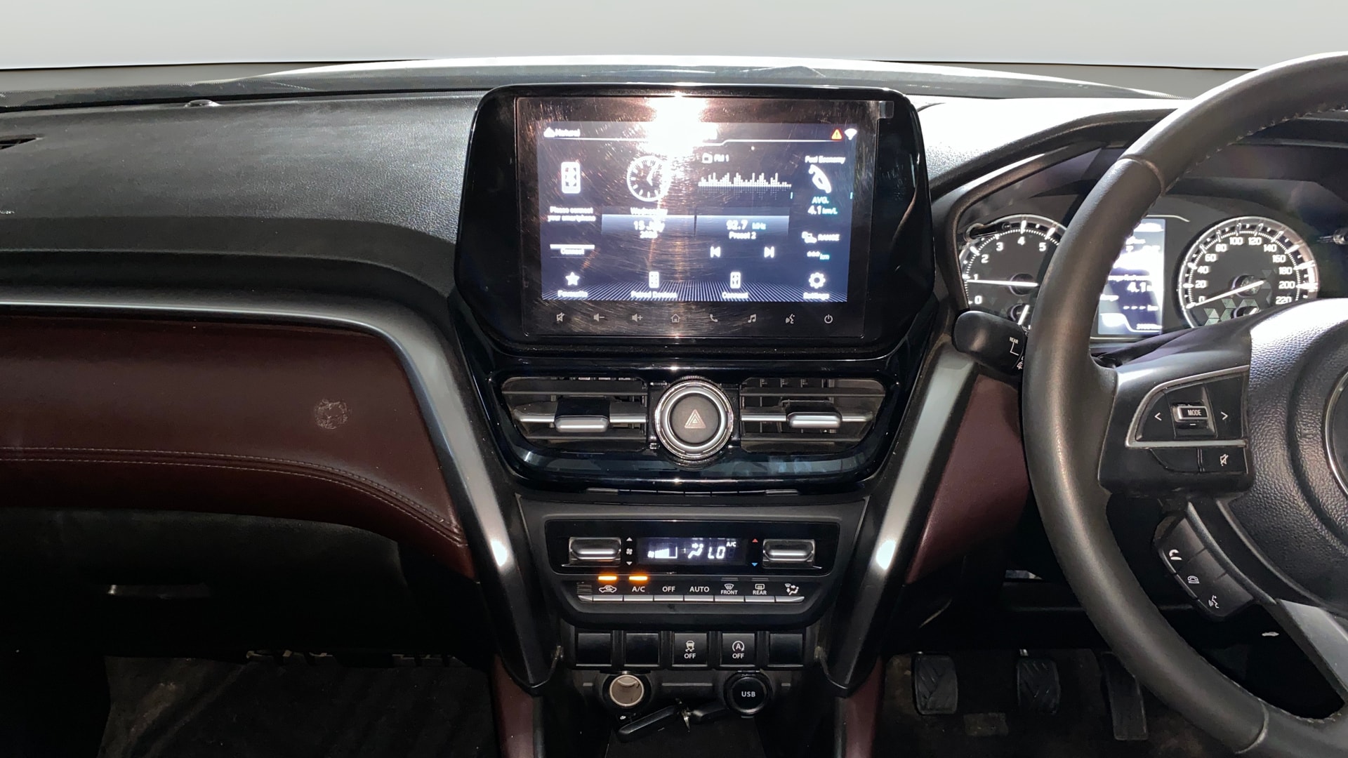 View 2025 Maruti Suzuki 1000 Base Variant Image 33 Used 2025 Maruti Suzuki 1000 Base Variant Image 33